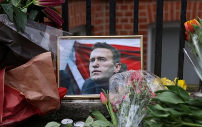 Суд в Мурманске приравнял показ фото Алексея Навального без лозунгов к демонстрации символики «экстремистской организации»